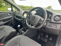 USED 2017 17 RENAULT CLIO 1.2 16V Dynamique Nav Hatchback 5dr Petrol Manual Euro 6 (75 ps) 