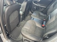 USED 2015 V VOLVO V40 2.0 D4 R-Design Hatchback 5dr Diesel Manual Euro 6 (s/s) (190 ps) 