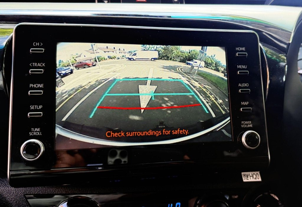 USED 2023 73 TOYOTA HILUX 2.8 D-4D Invincible Auto 4WD Euro 6 (s/s) 4dr TOW BAR|CAMERA|STEPS|H SEATS|