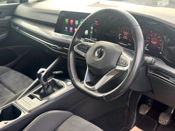 View our VOLKSWAGEN GOLF