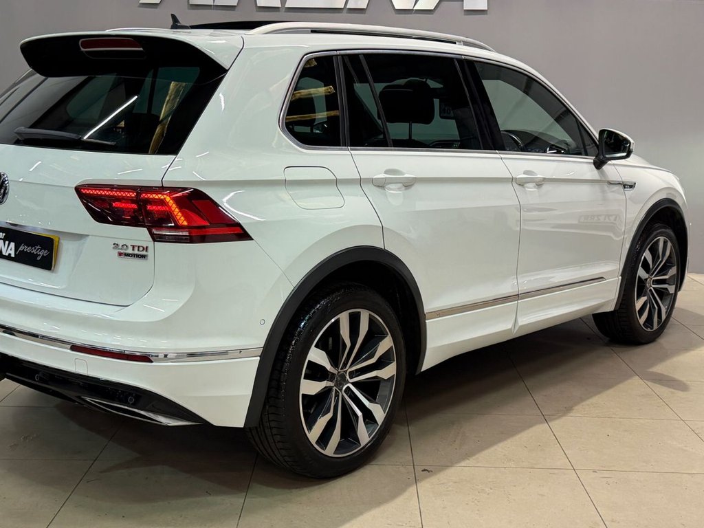 USED 2017 17 VOLKSWAGEN TIGUAN 2.0 BiTDI BlueMotion Tech R-Line SUV 5dr Diesel DSG 4Motion Euro 6 (s/s) (240 ps) 