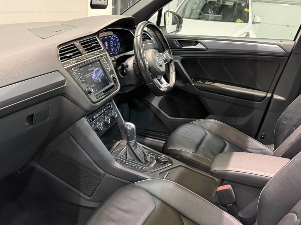 USED 2017 17 VOLKSWAGEN TIGUAN 2.0 BiTDI BlueMotion Tech R-Line SUV 5dr Diesel DSG 4Motion Euro 6 (s/s) (240 ps) 