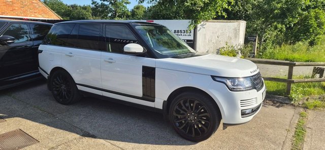 View our LAND ROVER RANGE ROVER