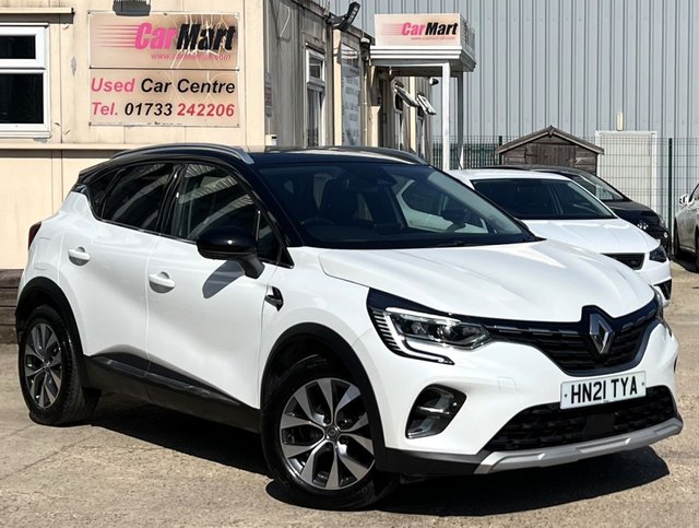 View our RENAULT CAPTUR