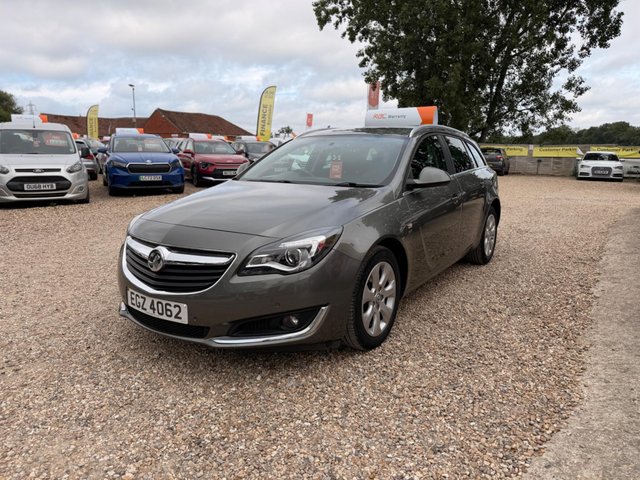 View our VAUXHALL INSIGNIA
