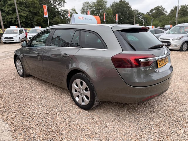 View our VAUXHALL INSIGNIA