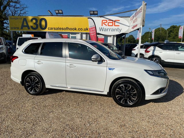 View our MITSUBISHI OUTLANDER