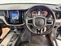 USED 2017 67 VOLVO XC60 2.0 T5 R-Design SUV 5dr Petrol Auto AWD Euro 6 (s/s) (254 ps) PANROOF, heated leather, SATNAV