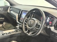 USED 2017 67 VOLVO XC60 2.0 T5 R-Design SUV 5dr Petrol Auto AWD Euro 6 (s/s) (254 ps) PANROOF, heated leather, SATNAV