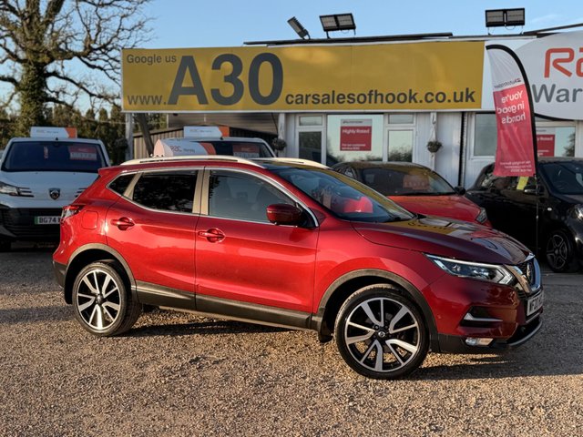 View our NISSAN QASHQAI