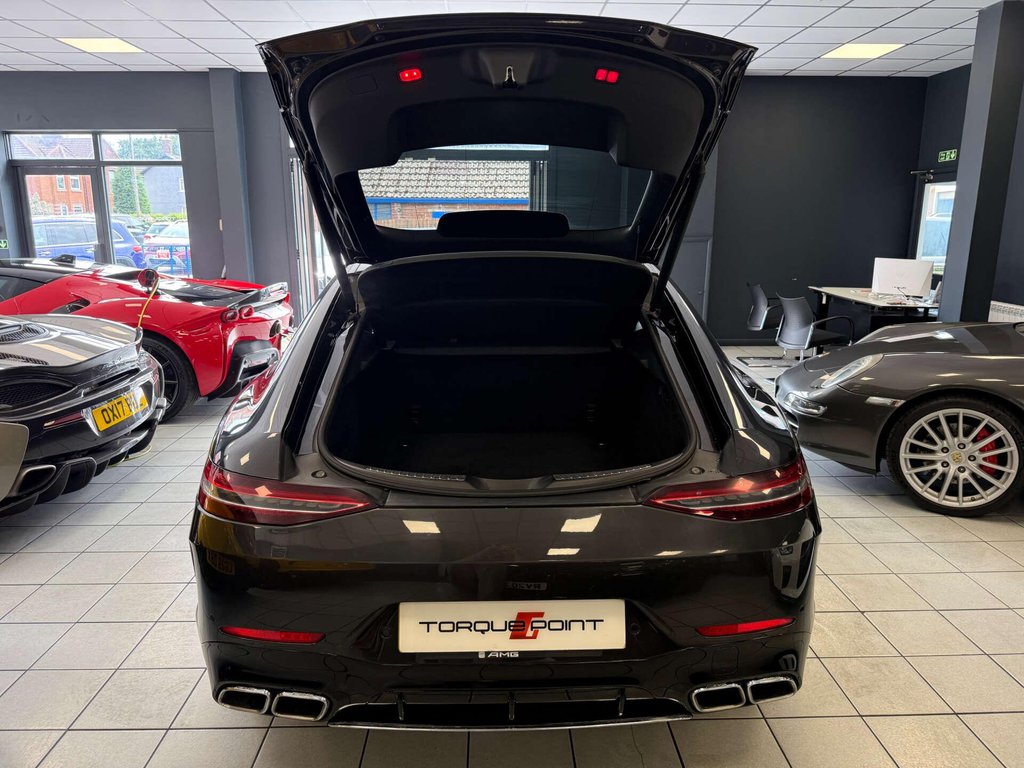 USED 2019 19 MERCEDES-BENZ GT 4-DOOR 4.0 AMG GT 63 Premium+ 4Matic+ Auto 4WD 5dr FSH + 360 CAM + BURMESTER