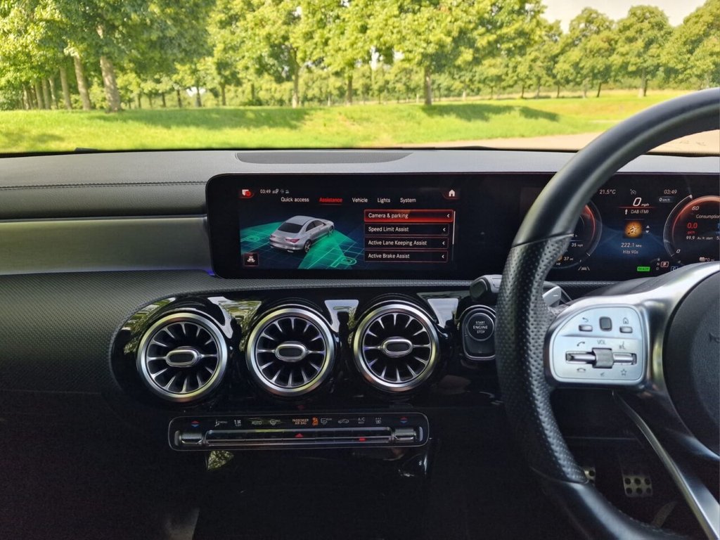 USED 2020 70 MERCEDES-BENZ CLA 1.3 CLA250e 15.6kWh AMG Line (Premium) Coupe 4dr Petrol Plug-in Hybrid 8G-DCT Euro 6 (s/s) (218 ps) FINANCE AVAILABLE