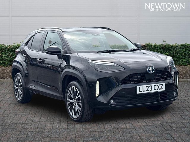 View our TOYOTA YARIS CROSS