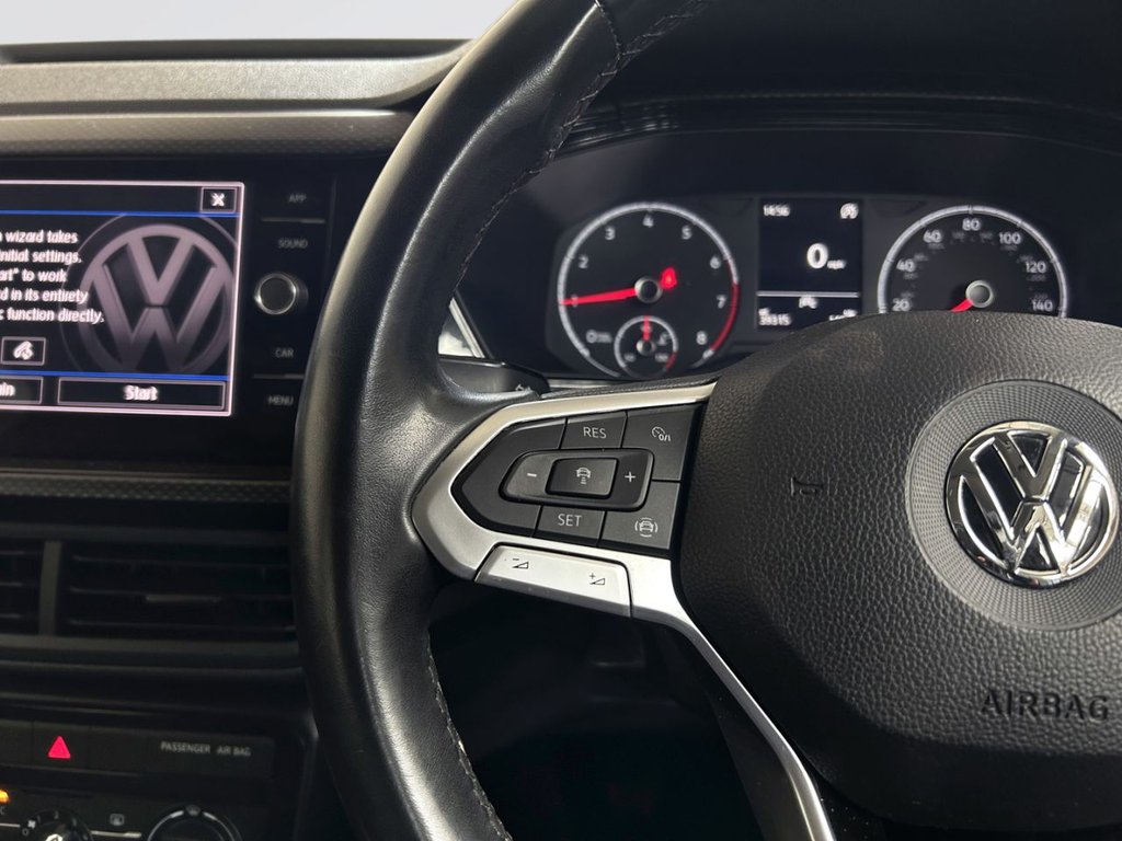 2019 Volkswagen T-Cross — image 12