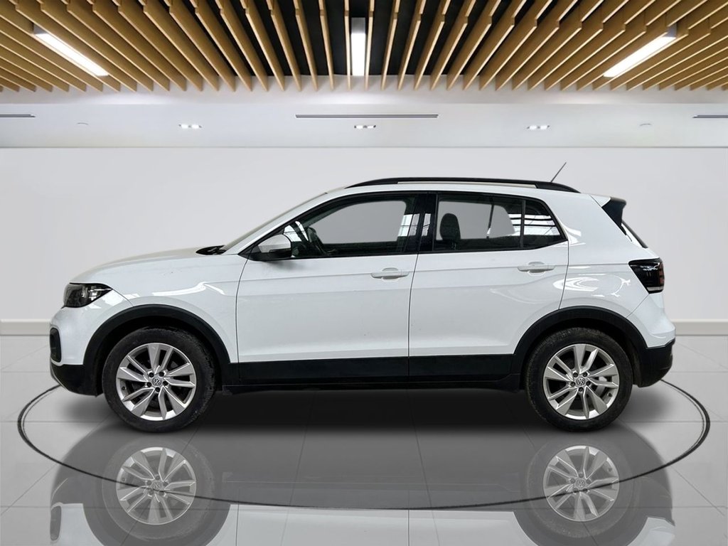 2019 Volkswagen T-Cross — image 4