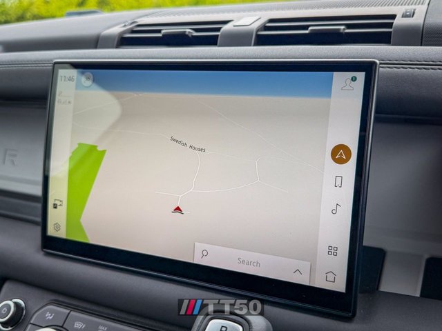 View our LAND ROVER DEFENDER 90
