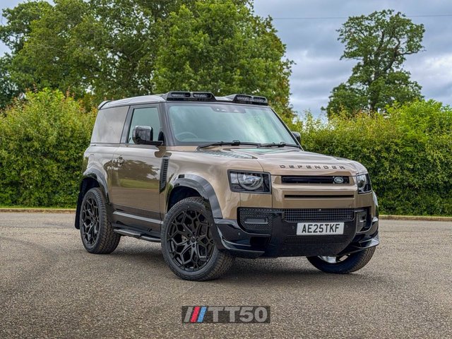View our Land Rover Defender 90 3.0 D250 MHEV X-Dynamic SE Hard Top SUV 3dr Diesel Auto 4WD SWB Euro 6 (s/s) (250 ps)