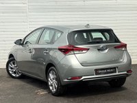 USED 2016 16 TOYOTA AURIS 1.8 VVT-h Business Edition Hatchback 5dr Petrol Hybrid CVT Euro 6 (s/s) (136 ps) 