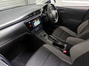 View our TOYOTA AURIS