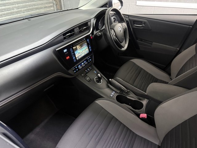 View our TOYOTA AURIS