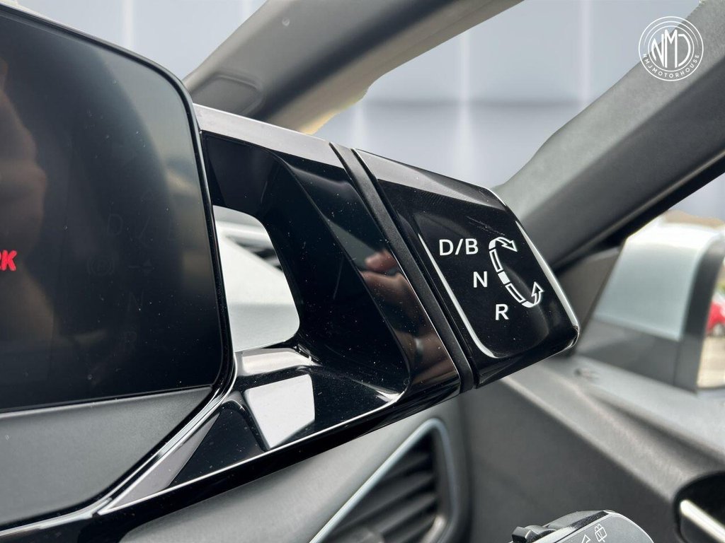 USED 2022 22 VOLKSWAGEN ID.3 Pro Performance 58kWh Family Hatchback 5dr Electric Auto (204 ps) 9.9%APR LOW MILEAGE PAN ROOF