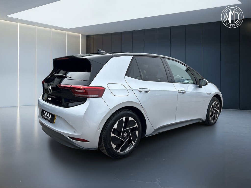 USED 2022 22 VOLKSWAGEN ID.3 Pro Performance 58kWh Family Hatchback 5dr Electric Auto (204 ps) 9.9%APR LOW MILEAGE PAN ROOF