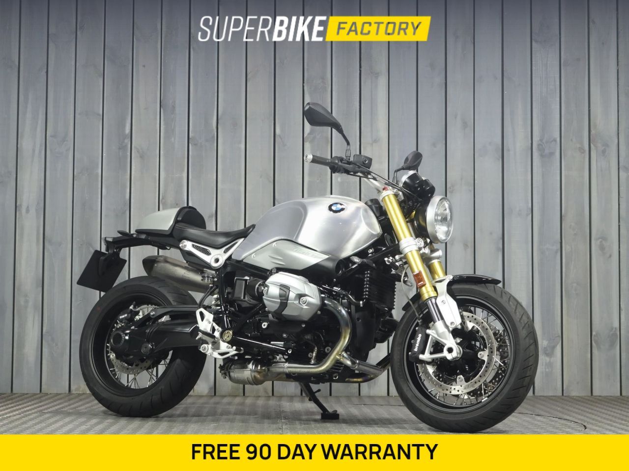 BMW R NINE T