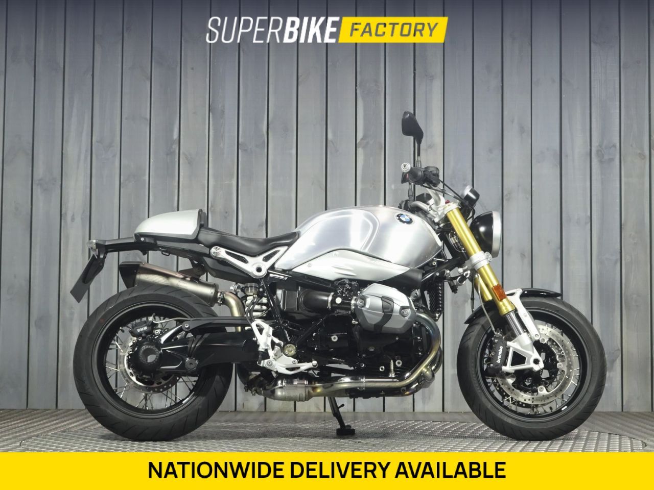 BMW R NINE T