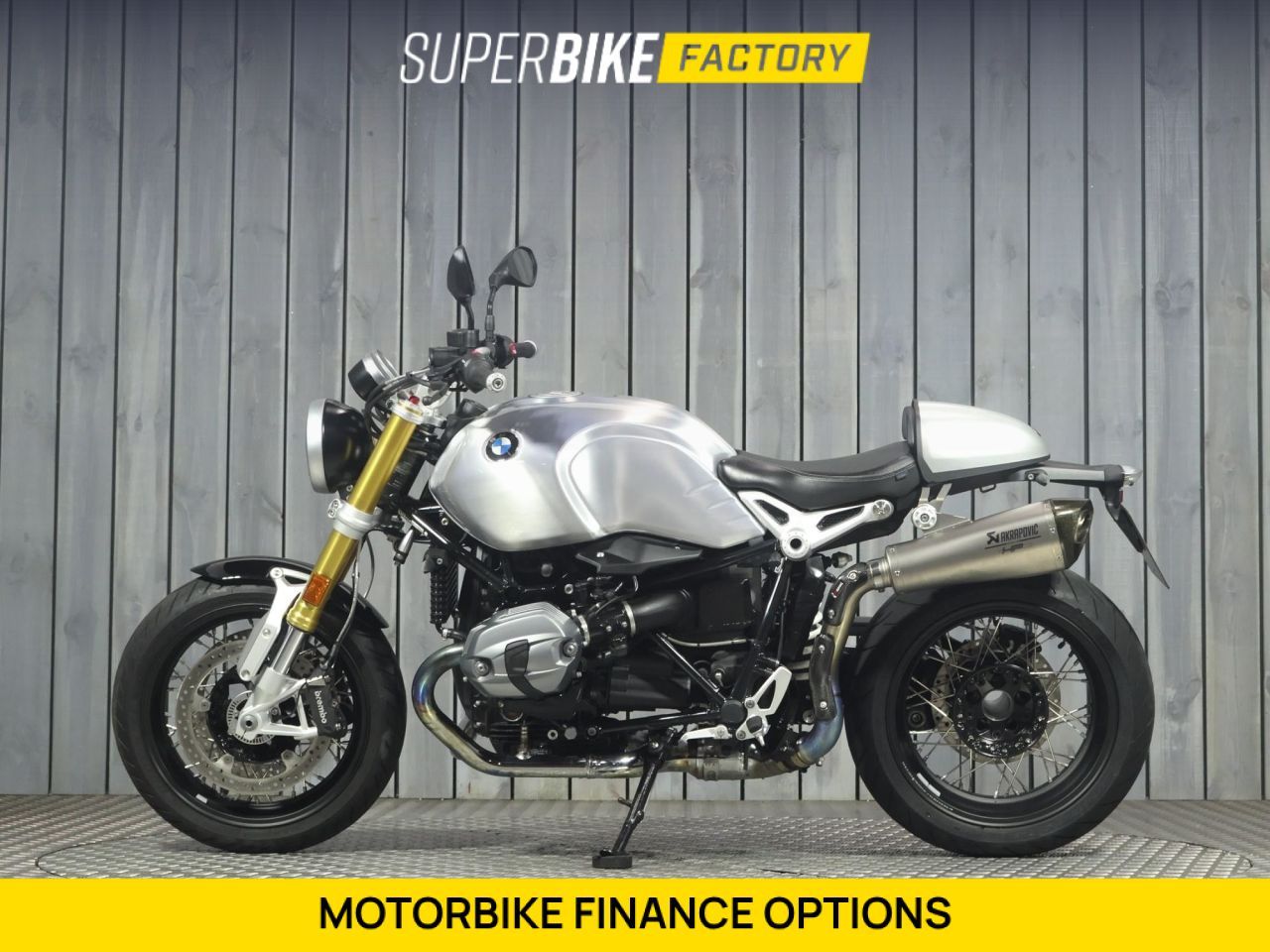 BMW R NINE T