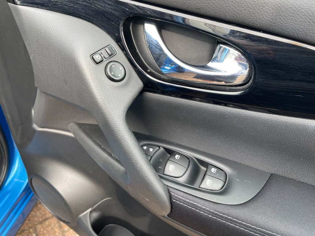 USED 2021 70 NISSAN QASHQAI 1.3 DIG-T Acenta Premium SUV 5dr Petrol DCT Auto Euro 6 (s/s) (160 ps) 
