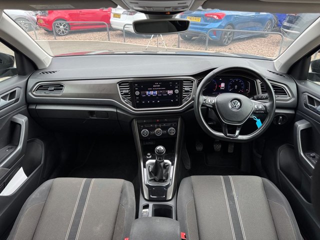 View our VOLKSWAGEN T-ROC