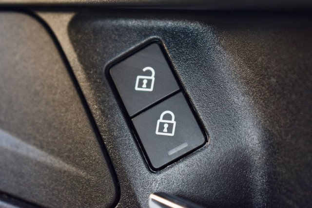 View our LAND ROVER DISCOVERY SPORT