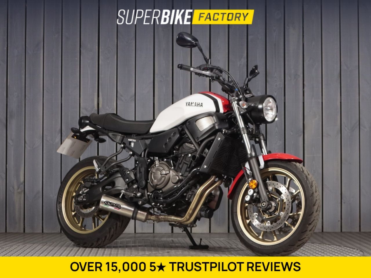 YAMAHA XSR700