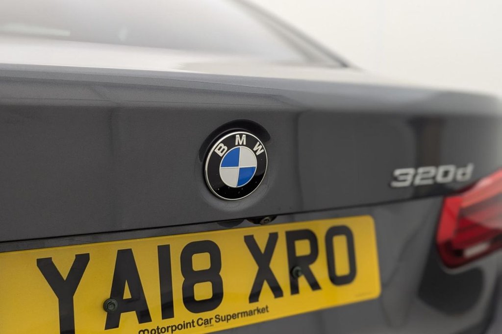 USED 2018 18 BMW 3 SERIES 2.0 320d Sport Saloon 4dr Diesel Auto xDrive Euro 6 (s/s) (190 ps) Sat Nav, Full Leather, xDrive
