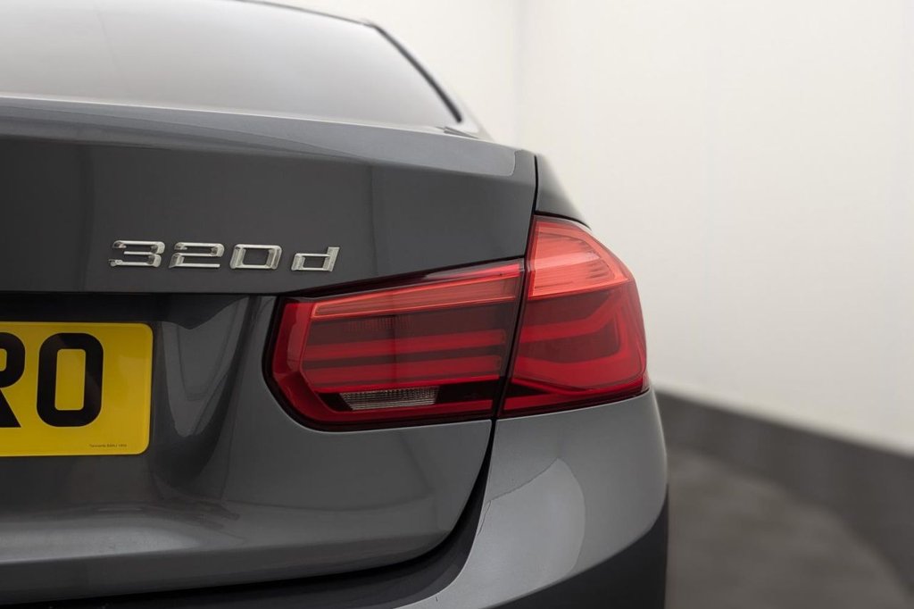 USED 2018 18 BMW 3 SERIES 2.0 320d Sport Saloon 4dr Diesel Auto xDrive Euro 6 (s/s) (190 ps) Sat Nav, Full Leather, xDrive