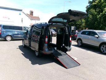 2024 FORD GRAND TOURNEO CONNECT