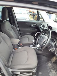 USED 2016 16 JEEP RENEGADE 1.6 MultiJetII Longitude SUV 5dr Diesel Manual Euro 6 (s/s) (120 ps) GENUINE MILEAGE EURO 6
