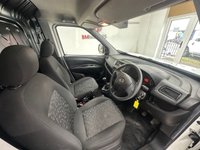 USED 2017 17 VAUXHALL COMBO 1.3 CDTi 2000 16v Temperature Controlled 3dr Diesel Manual FWD L1 H1 (133 g/km, 94 bhp) One owner
