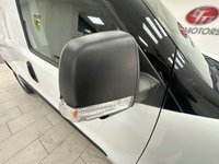USED 2017 17 VAUXHALL COMBO 1.3 CDTi 2000 16v Temperature Controlled 3dr Diesel Manual FWD L1 H1 (133 g/km, 94 bhp) One owner