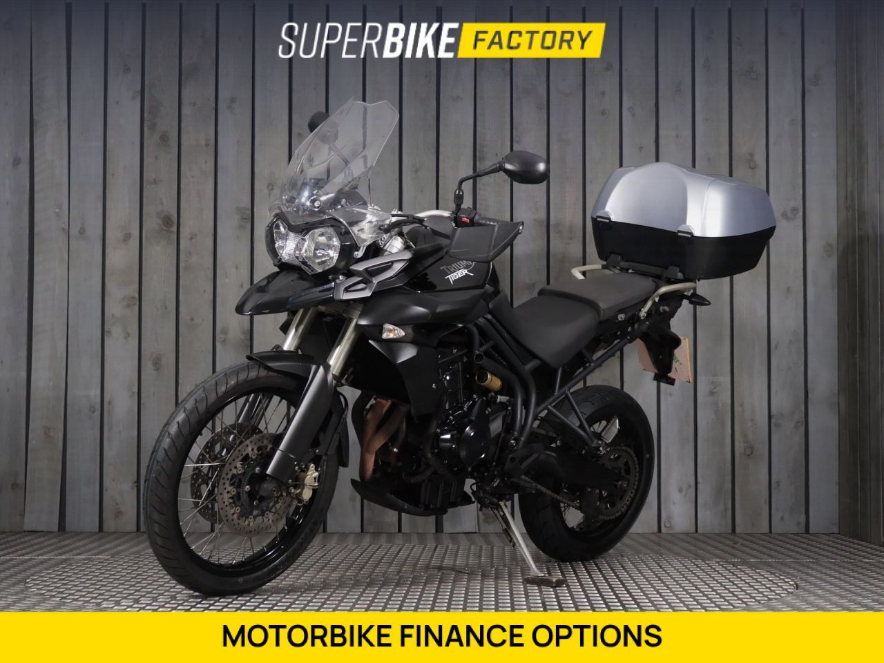 TRIUMPH TIGER 800