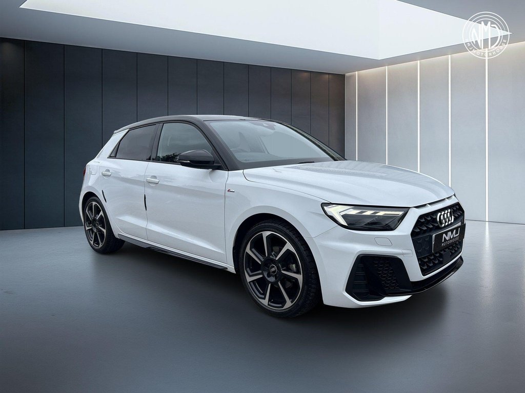 USED 2022 22 AUDI A1 1.5 TFSI 35 Black Edition Sportback S Tronic Euro 6 (s/s) 5dr 9.9%APR LOW MILEAGE ONE OWNER