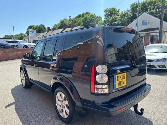 View our LAND ROVER DISCOVERY 4