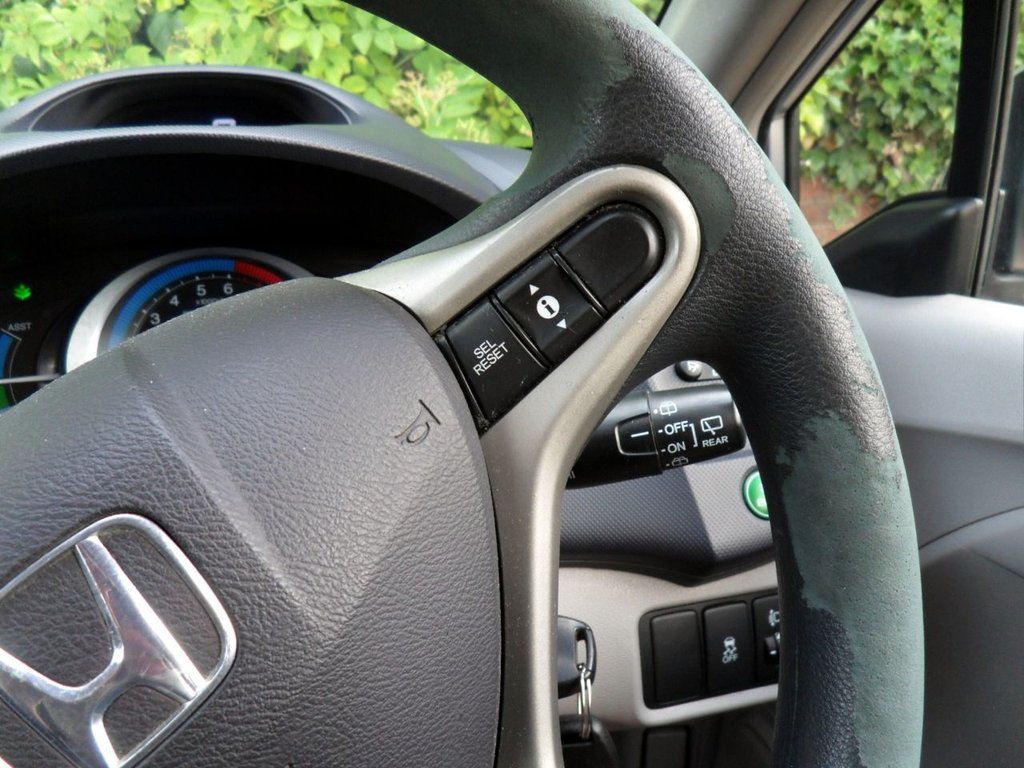 USED 2009 09 HONDA INSIGHT 1.3l 5dr Auto 87 BHP Locally Owned And Serviced From New