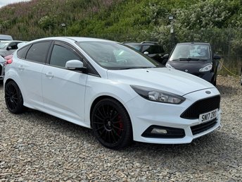 View our FORD FOCUS