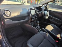 USED 2017 17 RENAULT CLIO 1.2 TCe Dynamique S Nav Hatchback 5dr Petrol EDC Euro 6 (s/s) (120 ps) AUTO + LOW MILES + SATNAV + SENSORS + CRUISE + FSH + AC