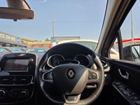 USED 2017 17 RENAULT CLIO 1.2 TCe Dynamique S Nav Hatchback 5dr Petrol EDC Euro 6 (s/s) (120 ps) AUTO + LOW MILES + SATNAV + SENSORS + CRUISE + FSH + AC