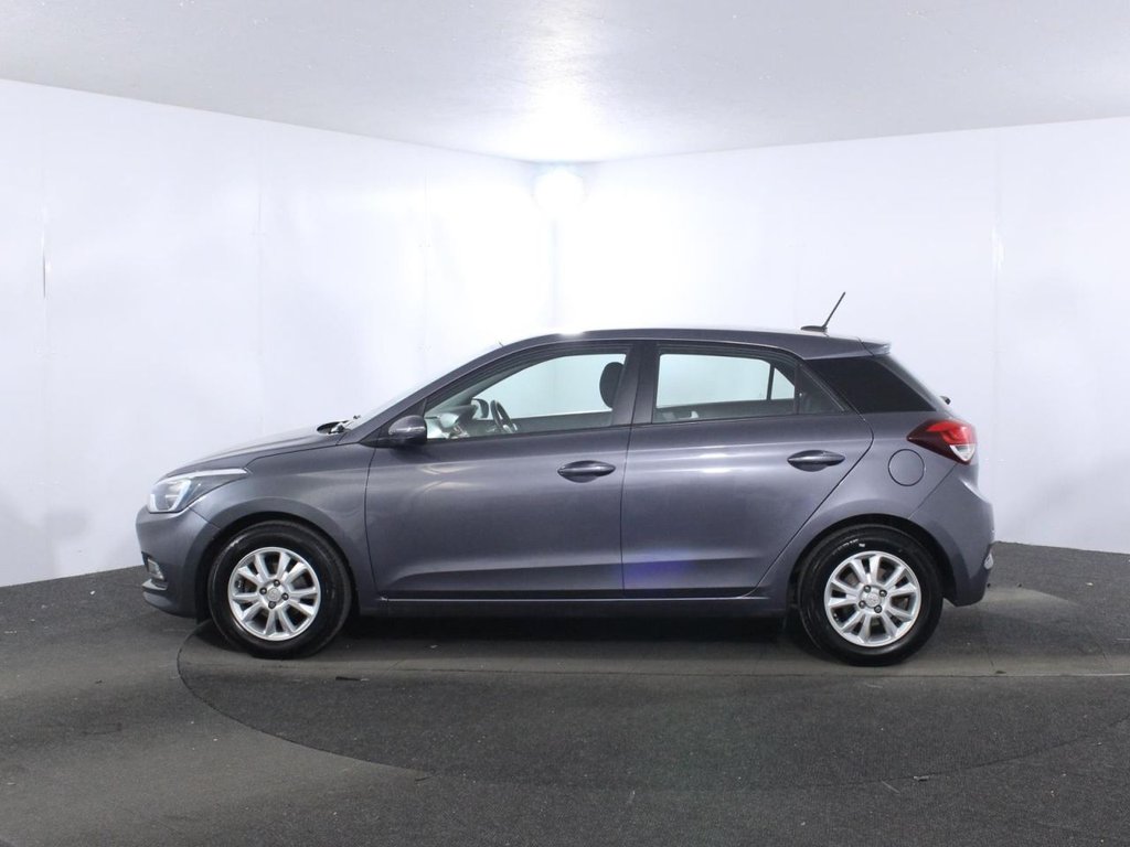 USED 2017 17 HYUNDAI I20 1.2 SE Hatchback 5dr Petrol Manual Euro 6 (84 ps) 