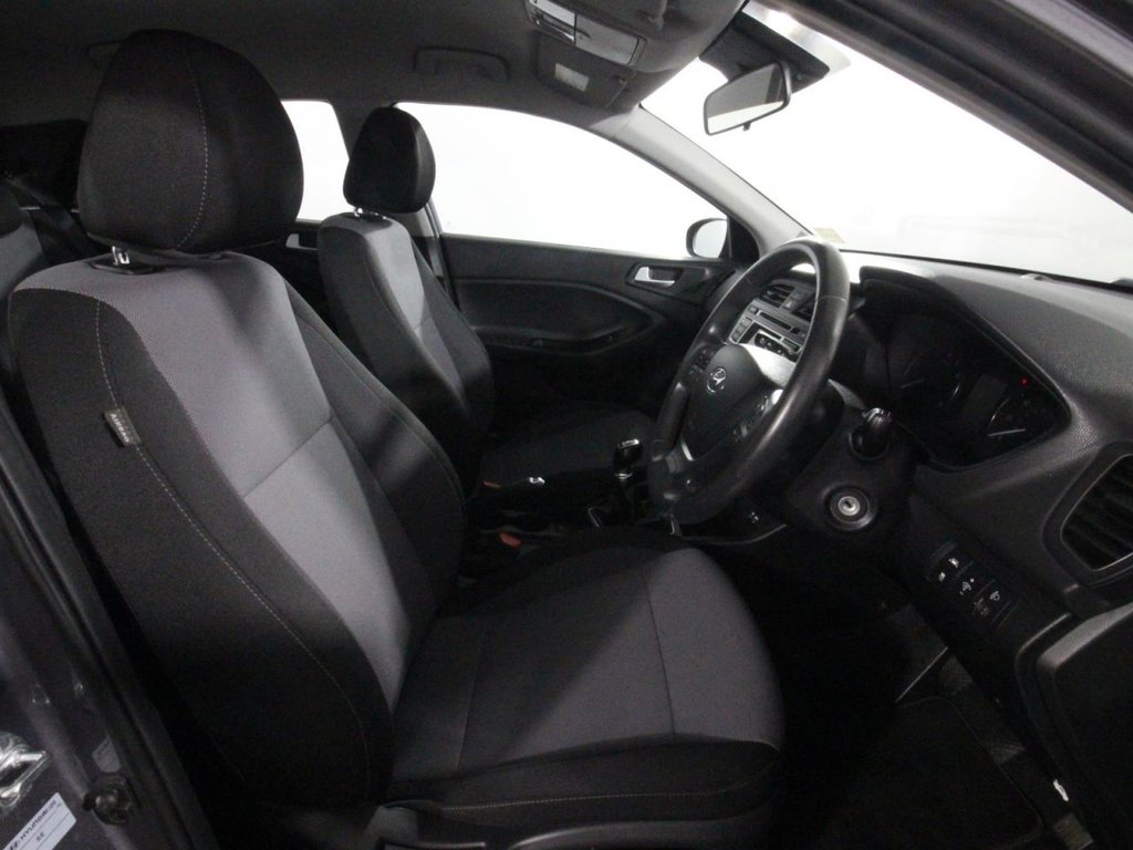 USED 2017 17 HYUNDAI I20 1.2 SE Hatchback 5dr Petrol Manual Euro 6 (84 ps) 