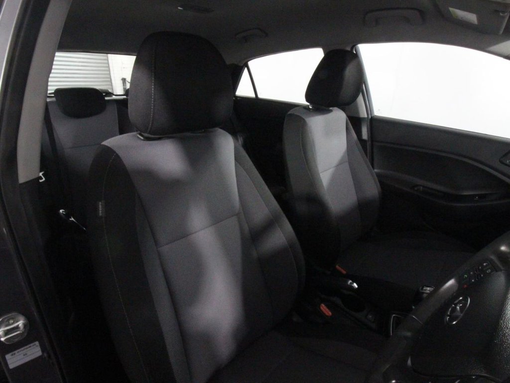 USED 2017 17 HYUNDAI I20 1.2 SE Hatchback 5dr Petrol Manual Euro 6 (84 ps) 