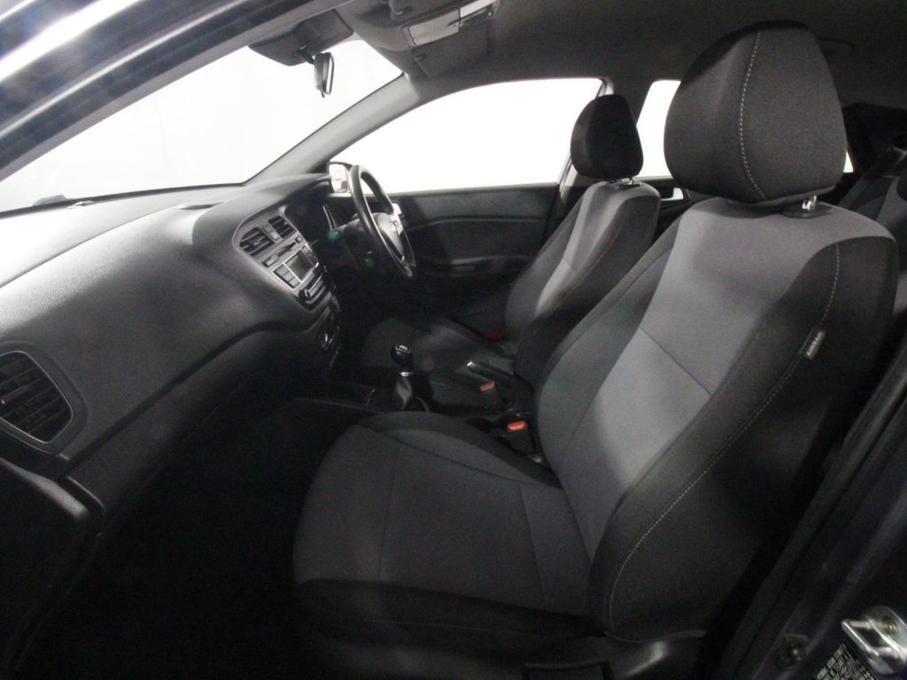 USED 2017 17 HYUNDAI I20 1.2 SE Hatchback 5dr Petrol Manual Euro 6 (84 ps) 
